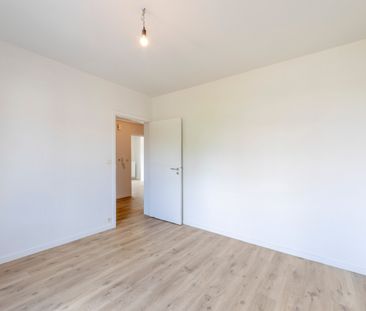 Gezellig twee-slaapkamerappartement in centrum Tielt! - Foto 1