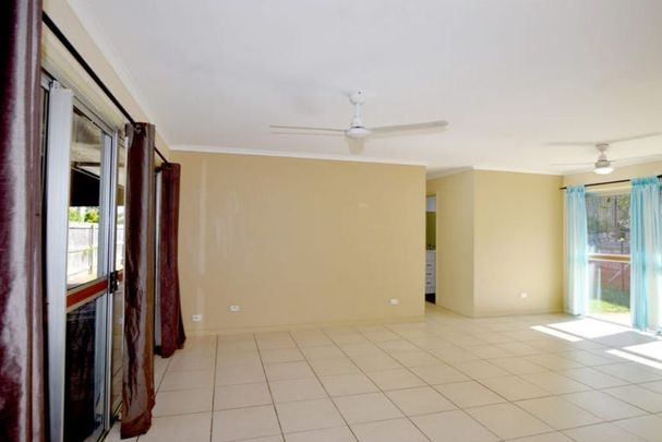 CHARMING 3 BEDROOM HOME WITH OUTDOOR AREA - Photo 1