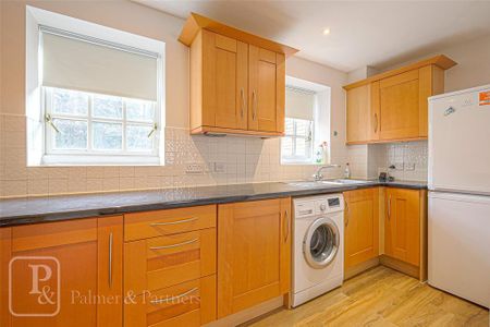 2 bedroom apartment to rent - Photo 3