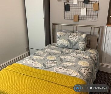 4 bedroom terraced house to rent - Photo 3