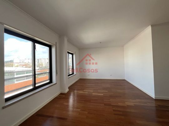 Apartamento T5 em Lisboa - Photo 1