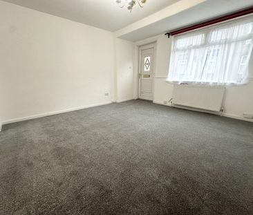 2 bedroom townhouse to rent - Photo 5