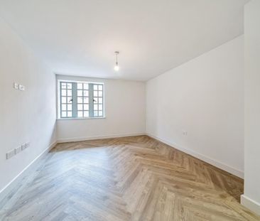 1 bedroom property to rent - Photo 1