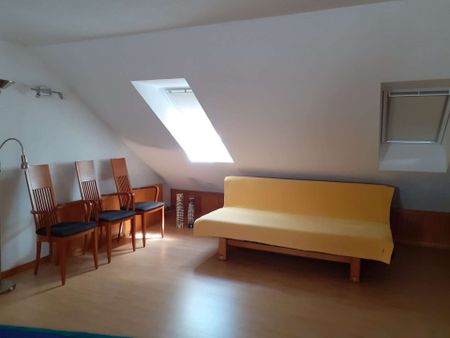 **Wunderschönes Reihenhaus über zwei Etagen in ruhiger Lage mit Garten und Terrasse in Langenhagen** - Photo 3