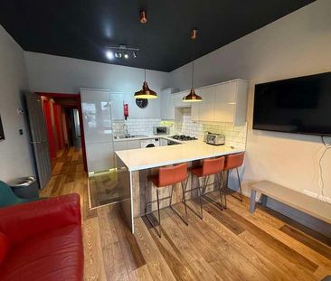 Suffolk Avenue, SO15 - Photo 2