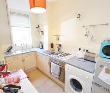 2 bedroom semi-detached house to rent - Photo 6