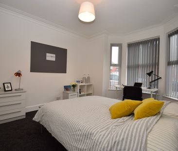 6 Bed End Terrace, Great Western Street, M14 - Photo 6