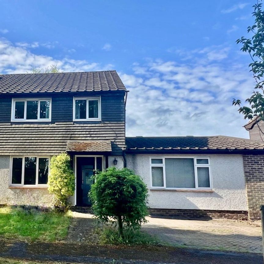 Apeldoorn Drive, Croydon, SM6 9 - Photo 1