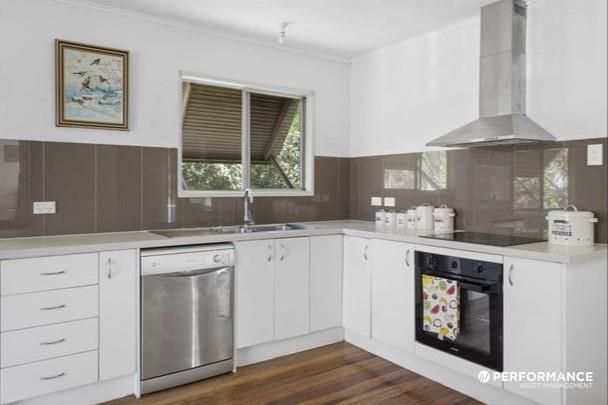 34 Maple Street, Kingston QLD 4114 - House For Rent - $590 | Domain - Photo 1