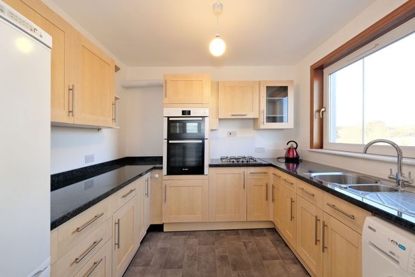 Raeden Crescent, City Centre, Aberdeen, AB15 5WJ - Photo 1