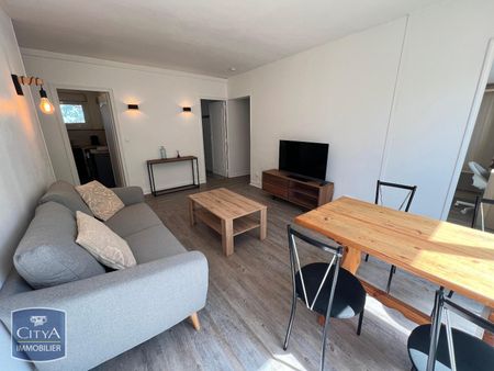 Location Appartement 4 pièces 65m² LE MANS 72100 - Photo 3