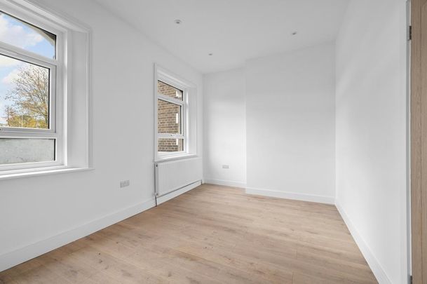 1 bedroom property to rent - Photo 1