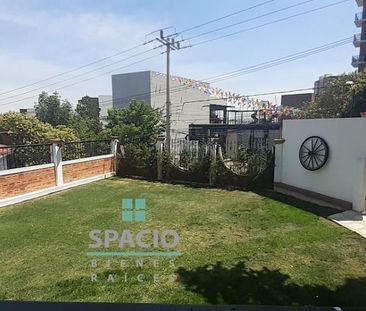 Renta departamento amueblado en Cuajimalpa con jardín común - Photo 6