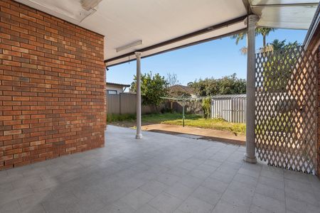 73 Napoleon Street, Mascot NSW 2020 - House For Rent | Domain - Photo 4