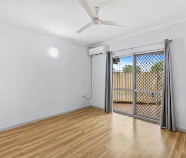 FRESH AND MODERN UNIT IN CONVENIENT LOCATION - Photo 3