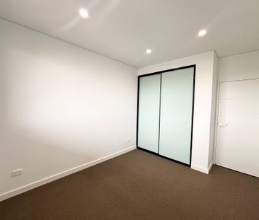 Elegant Two-Bedroom Unit in the Heart of Campbelltown - Photo 4