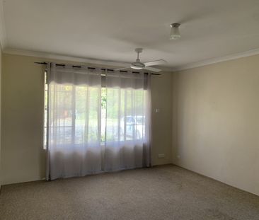 Spacious Family Home - Photo 4