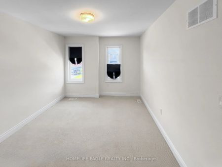 Property For Lease | N9294800 - Photo 2