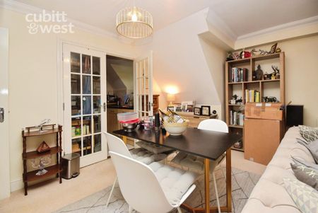 2 bedroom apartment to rent - Photo 3