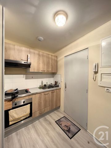 Location Appartement 2 pièces 45m² RIOM 63200 - Photo 5