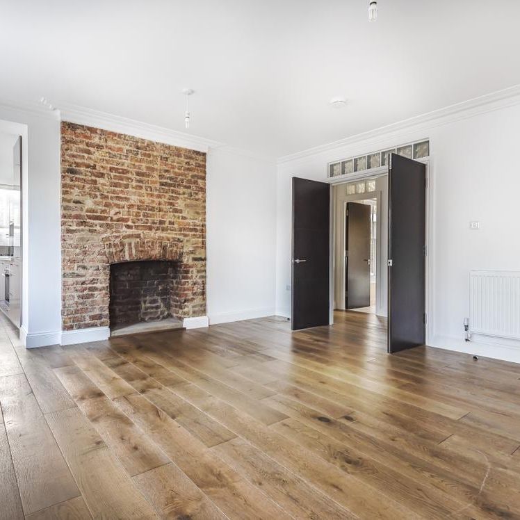 Fox Hill, Crystal Palace SE19 - Photo 1