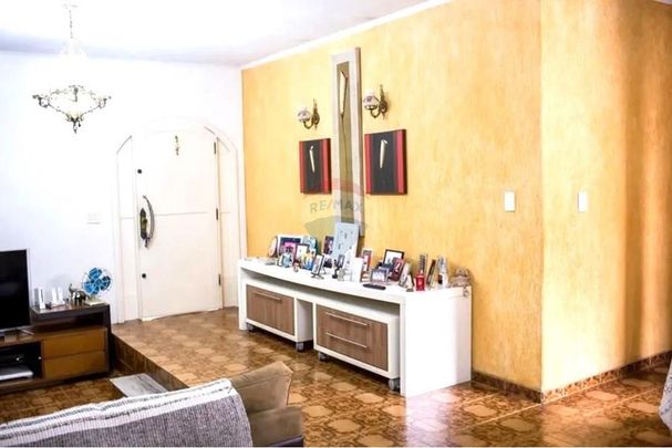 Casa 360m² c/ Piscina e 7 Vagas em SP - Aluguel - Foto 1