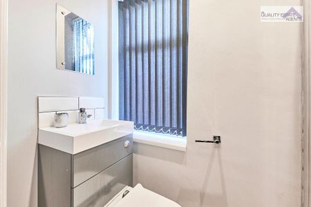 1 bedroom in a house share to rent - Photo 5