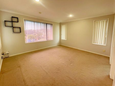 4 Bedroom family home in Totara Heights - Photo 5
