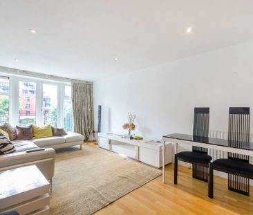 3 bedroom flat to rent - Photo 1