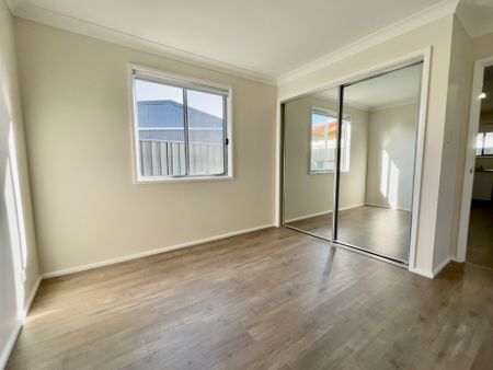 LOW MAINTENANCE LIVING!! - Photo 2