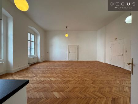 | TRAUMHAFTE & HELLE ALTBAUWOHNUNG IM PALAIS | 2 ZIMMER | ca. 77m² | 2. OBERGESCHOSS | MIT LIFT | AB SOFORT - Photo 4