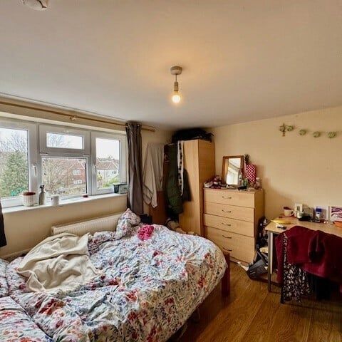 Room 8, Lodge Road, Southampton - Photo 1