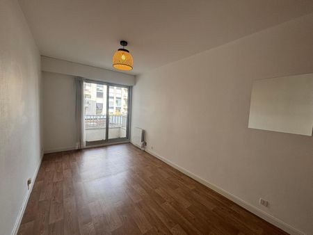 Location Appartement 1 pièce 20m² ANGERS 49100 - Photo 2