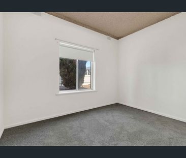 Updated Unit is Great Location! - Photo 3