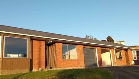 Modern 2BR Townhouse in Newlands - Photo 5