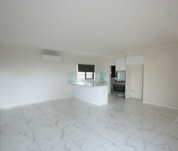 LIKE NEW HOUSE - Photo 6