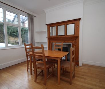 4 bedroom terraced house to rent - Photo 2