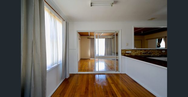 3 Bedrooms Plus 2 Living rooms - Photo 1