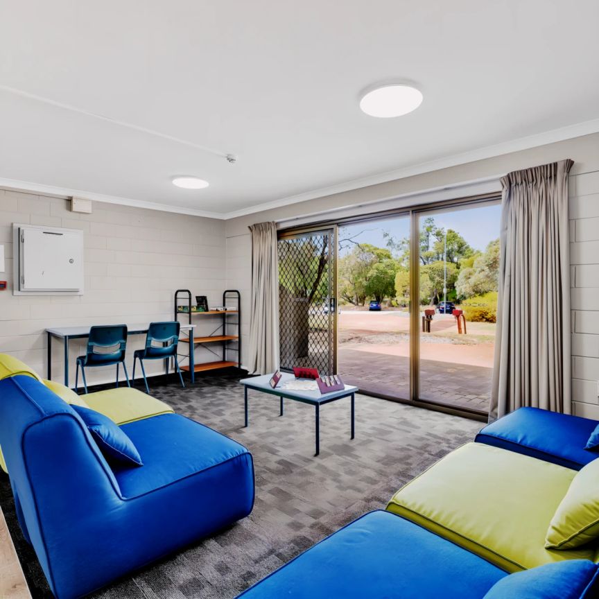 4 Bedroom Apartment south En-Suite - Photo 1