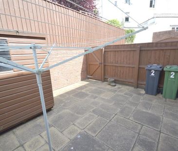3 bedroom terraced house to rent - Photo 6