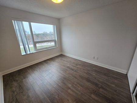 For Lease - 18 UPTOWN Drive Unit# 611, Markham, Ontario - Photo 3