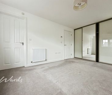 4 bedroom semi-detached house to rent - Photo 5