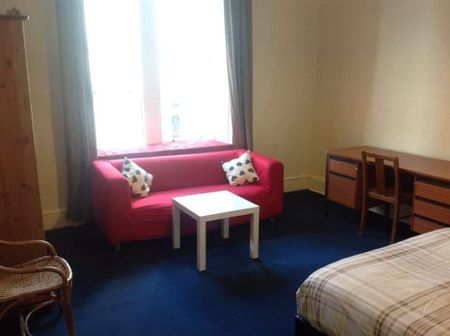 4 bedroom apartment to rent - Photo 5