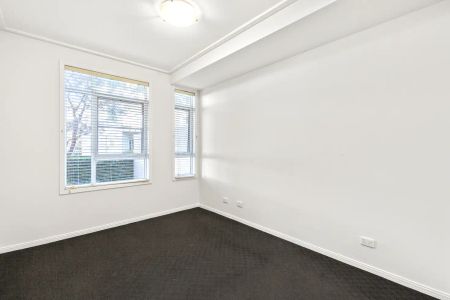 25/6 Graham Street, Port Melbourne VIC 3207 - Photo 3