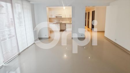 Location Appartement 3 pièces 78m² DAMMARTIN EN GOELE 77230 - Photo 2