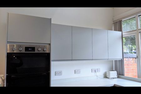 6 Bed Terraced House, Scarsdale Road, M14 - Photo 5