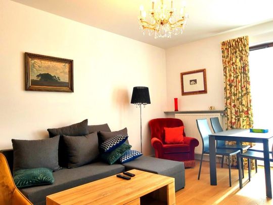 PORT PRASKI Z GARAŻEM 50 m² - Zdjęcie 1