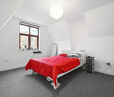 4 bedroom apartment to rent - Photo 5