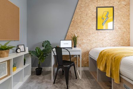 Montgomerie #22 - Photo 4