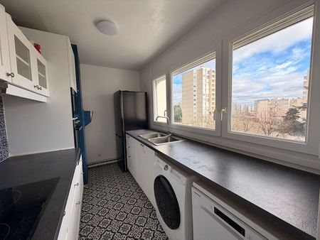 Location Appartement 2 pièces 44m² - Photo 3